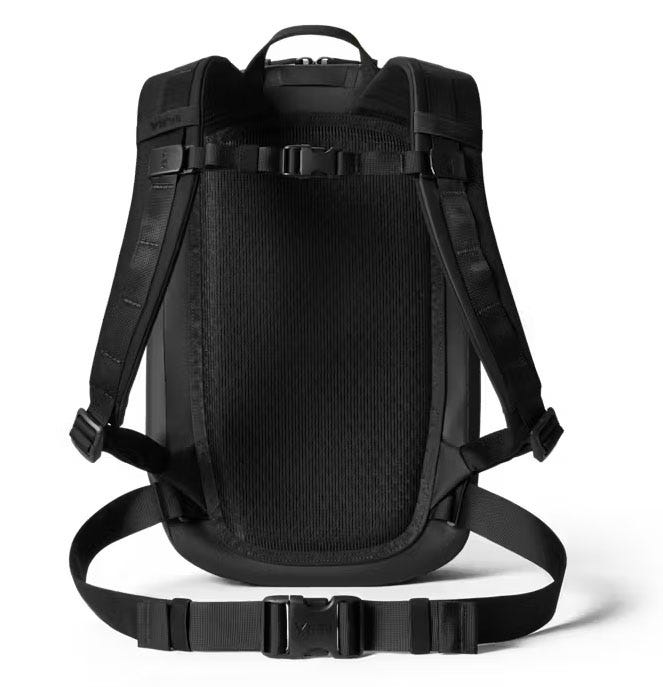 yeti-x-cayo-15l-backpack_black__02.jpg